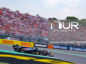 Max Verstappen of the Netherlands drives the Oracle Red Bull Racing RB20 during the Race of the Formula 1 Pirelli Gran Premio d'Italia 2024...