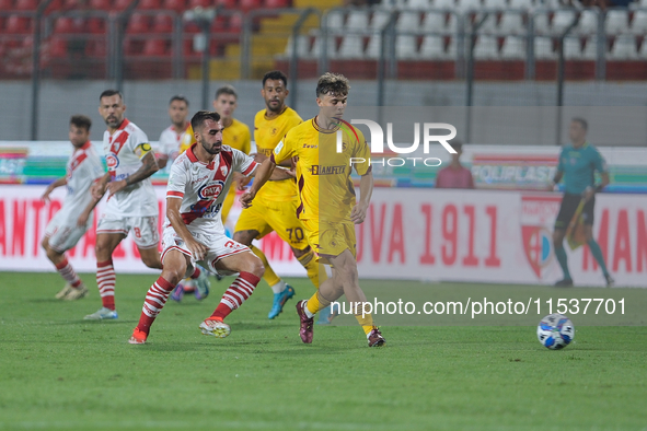 Lorenzo Amatucci of US Salernitana 1919 during the Italian Serie B soccer championship football match between Mantova Calcio 1911 and US Sal...