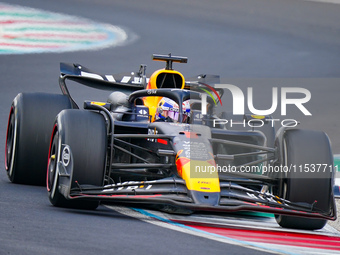 Max Verstappen of the Netherlands drives the Oracle Red Bull Racing RB20 during the Race of the Formula 1 Pirelli Gran Premio d'Italia 2024...