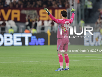 Mile Svilar during the Serie A 2024-2025 match between Juventus and Roma in Turin, Italy, on September 1, 2024 (