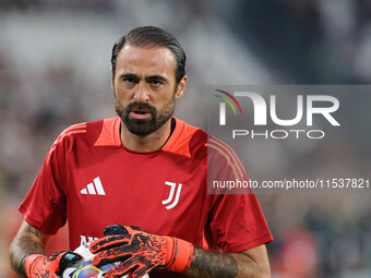 Carlo Pinsoglio during the Serie A 2024-2025 match between Juventus and Roma in Turin, Italy, on September 1, 2024 (