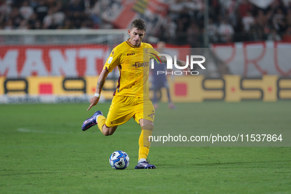 Davide Gentile of US Salernitana 1919 during the Italian Serie B soccer championship football match between Mantova Calcio 1911 and US Saler...