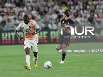 Evan Ndicka during the Serie A match between Juventus and Roma in Turin, Italy, on September 1, 2024 (