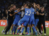 Antonio Conte, coach of Napoli, celebrates after Frank Zambo Anguissa of Napoli scores their first goal during the Serie A soccer match betw...