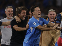 Antonio Conte, coach of Napoli, celebrates after Frank Zambo Anguissa of Napoli scores their first goal during the Serie A soccer match betw...