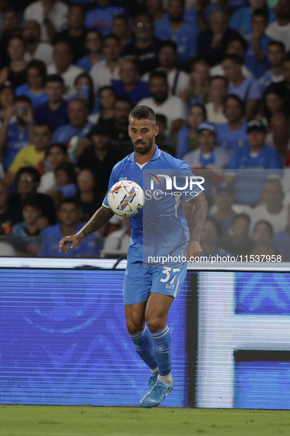 Leonardo Spinazzola of Napoli controls the ball during the Serie A soccer match between SSC Napoli and Parma Calcio at Stadio Maradona in Na...