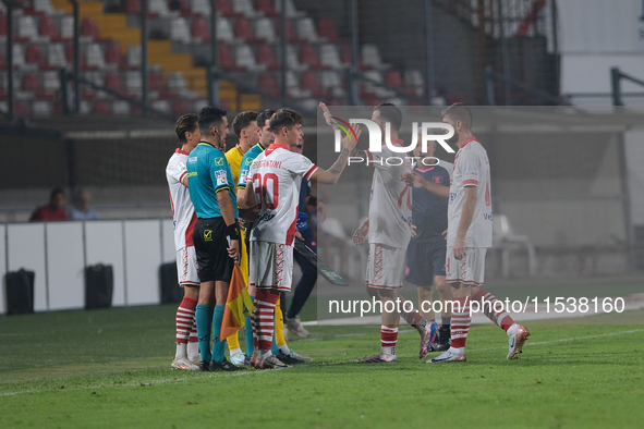 Mattia Aramu of Mantova 1911 and Francesco Galuppini of Mantova 1911 during the Italian Serie B soccer championship football match between M...