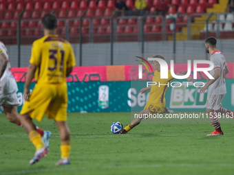 Lorenzo Amatucci of US Salernitana 1919 during the Italian Serie B soccer championship football match between Mantova Calcio 1911 and US Sal...