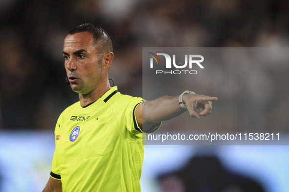 Referee Marco Guida gestures during the Serie A football match number 3 between Juventus and Roma in Turin, Piedmont, Italy, on September 1,...