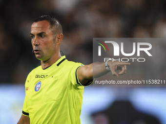 Referee Marco Guida gestures during the Serie A football match number 3 between Juventus and Roma in Turin, Piedmont, Italy, on September 1,...