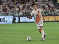 Gianluca Mancini during the Serie A 2024-2025 match between Juventus and Roma in Turin, Italy, on September 1, 2024 (