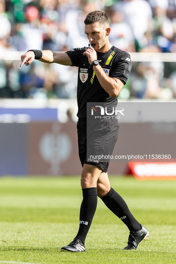 Referee Damian Kos during PKO Ekstraklasa match Legia Warsaw vs Motor Lublin in Warsaw, Poland on 01 September, 2024. 