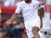 Chidera Ejuke of Sevilla FC controls the ball during the La Liga EA Sports match between Sevilla FC and Girona CF at Nuevo Mirandilla in Sev...