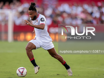 Chidera Ejuke of Sevilla FC runs with the ball during the La Liga EA Sports match between Sevilla FC and Girona CF at Nuevo Mirandilla in Se...