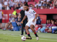 Chidera Ejuke of Sevilla FC controls the ball during the La Liga EA Sports match between Sevilla FC and Girona CF at Nuevo Mirandilla in Sev...