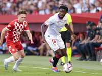 Luciem Agoume of Sevilla FC runs with the ball during the La Liga EA Sports match between Sevilla FC and Girona CF at Nuevo Mirandilla in Se...