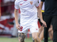 Valentin Barco of Sevilla FC runs with the ball during the La Liga EA Sports match between Sevilla FC and Girona CF at Nuevo Mirandilla in S...