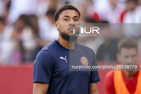 Arnau Danjuma of Girona FC during the La Liga EA Sports match between Sevilla FC and Girona CF at Nuevo Mirandilla in Seville, Spain, on Sep...