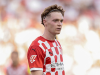 Viktor Tsygankov of Girona FC is in action during the La Liga EA Sports match between Sevilla FC and Girona CF at Nuevo Mirandilla in Sevill...