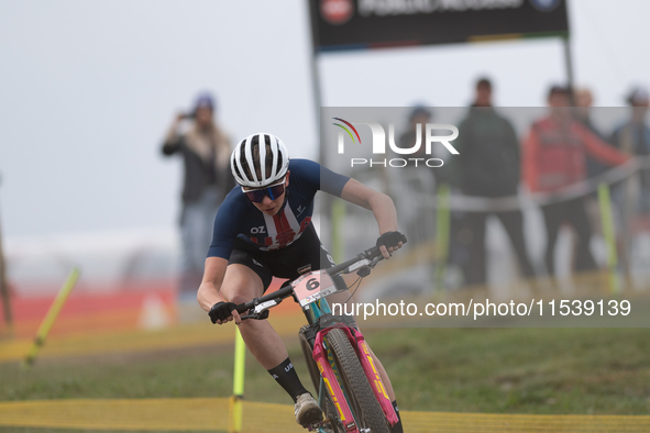 Haley Batten of the USA participates in the UCI Mountain Bike World Championships Women in Pal Arinsal, Andorra, on September 1, 2024. 