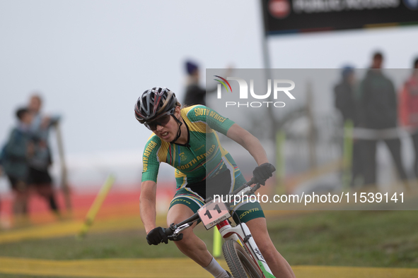 Candice Lill of South Africa participates in the UCI Mountain Bike World Championships Women in Pal Arinsal, Andorra, on September 1, 2024. 