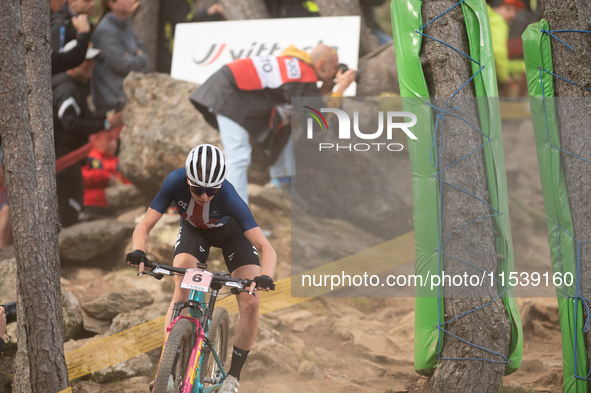 Haley Batten of the USA participates in the UCI Mountain Bike World Championships Women in Pal Arinsal, Andorra, on September 1, 2024. 