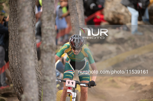 Candice Lill of South Africa participates in the UCI Mountain Bike World Championships Women in Pal Arinsal, Andorra, on September 1, 2024. 