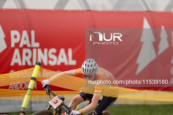 Puck Pieterse of Nederland participates in the UCI Mountain Bike World Championships Women in Pal Arinsal, Andorra, on September 1, 2024. 