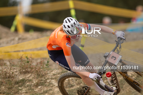 Puck Pieterse of Nederland participates in the UCI Mountain Bike World Championships Women in Pal Arinsal, Andorra, on September 1, 2024. 