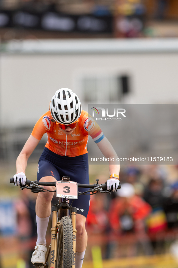 Puck Pieterse of Nederland participates in the UCI Mountain Bike World Championships Women in Pal Arinsal, Andorra, on September 1, 2024. 