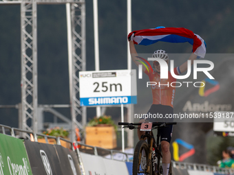 Puck Pieterse of Nederland crosses the finish line in the UCI Mountain Bike World Championships Women in Pal Arinsal, Andorra, on September...