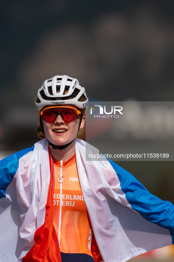 Puck Pieterse of Nederland crosses the finish line in the UCI Mountain Bike World Championships Women in Pal Arinsal, Andorra, on September...