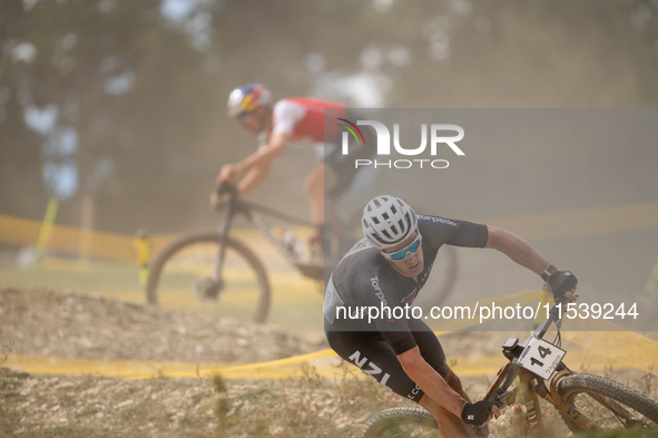 Samuel Gaze of New Zealand participates in the UCI Mountain Bike World Championships Men in Pal Arinsal, Andorra, on September 1, 2024. 