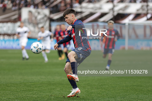 Matias Reali of San Lorenzo plays during the match between Platense and San Lorenzo as part of Liga Profesional 2024 at Estadio Ciudad de Vi...