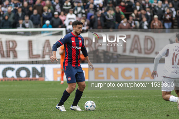 Gonzalo Lujan of San Lorenzo is in action during the match between Platense and San Lorenzo as part of Liga Profesional 2024 at Estadio ''Ci...