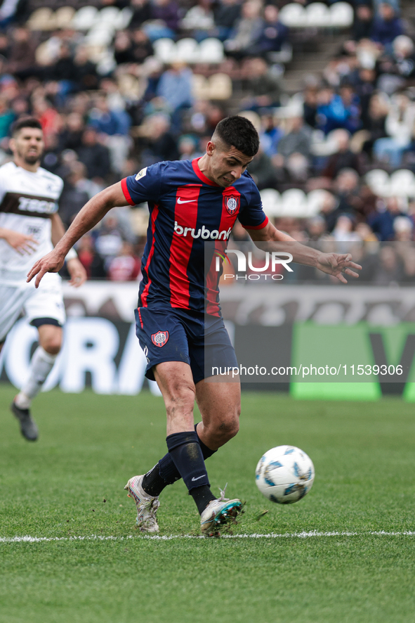 Alexis Cuello of San Lorenzo plays during the match between Platense and San Lorenzo as part of Liga Profesional 2024 at Estadio ''Ciudad de...