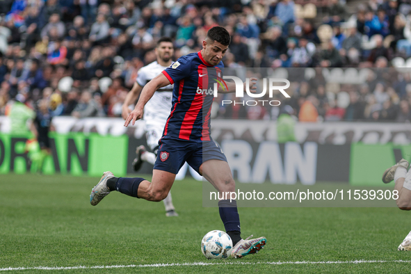 Alexis Cuello of San Lorenzo plays during the match between Platense and San Lorenzo as part of Liga Profesional 2024 at Estadio ''Ciudad de...