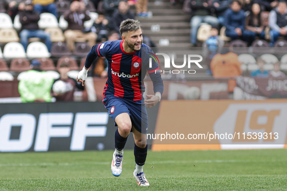 Ivan Leguizamon of San Lorenzo celebrates after scoring the first goal of his team during a match between Platense and San Lorenzo as part o...