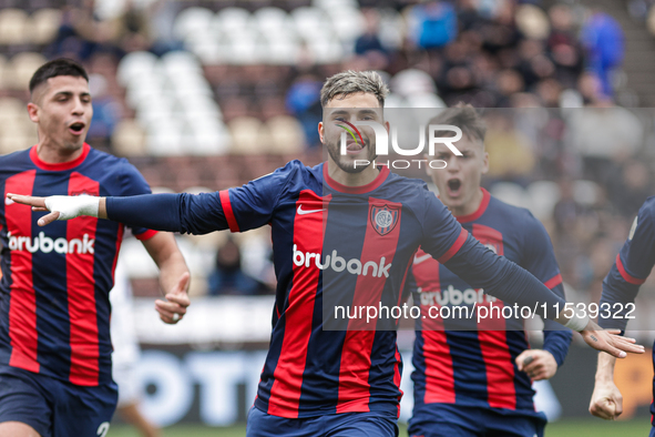 Ivan Leguizamon of San Lorenzo celebrates after scoring the first goal of his team during a match between Platense and San Lorenzo as part o...