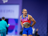 Roderick Townsend-Roberts of the United States of America reacts after he wins the gold medal during the Men's High Jump - T47 at Stade de F...