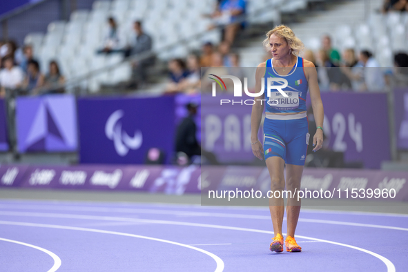 Valentina Petrillo of Team Italy warms up before competing in the Women's 400m T12 Heat 4 at Stade de France during the Paris 2024 Paralympi...