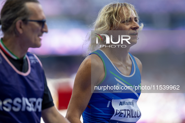 Valentina Petrillo of Team Italy warms up before competing in the Women's 400m T12 Heat 4 at Stade de France during the Paris 2024 Paralympi...