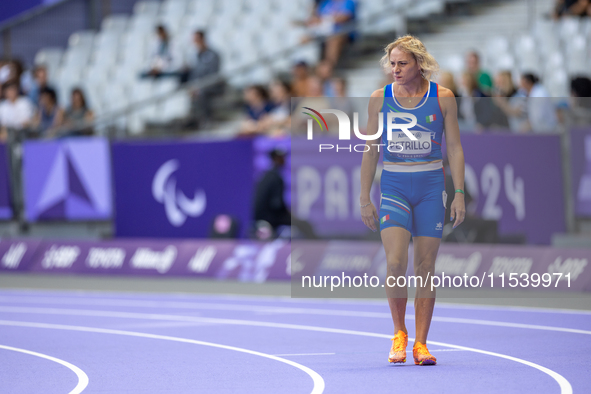 Valentina Petrillo of Team Italy warms up before competing in the Women's 400m T12 Heat 4 at Stade de France during the Paris 2024 Paralympi...