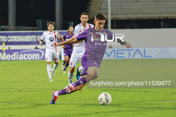 Lucas Martinez Quarta of ACF Fiorentina during the Italian Serie A football match between ACF Fiorentina and A.C. Monza in Florence, Italy,...