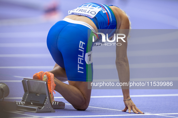 Valentina Petrillo of Team Italy warms up before competing in the Women's 400m T12 Heat 4 at Stade de France during the Paris 2024 Paralympi...