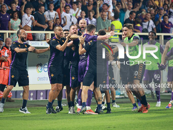 Gosens of ACF Fiorentina celebrates after scoring his team's goal during the Italian Serie A football match between ACF Fiorentina and A.C....