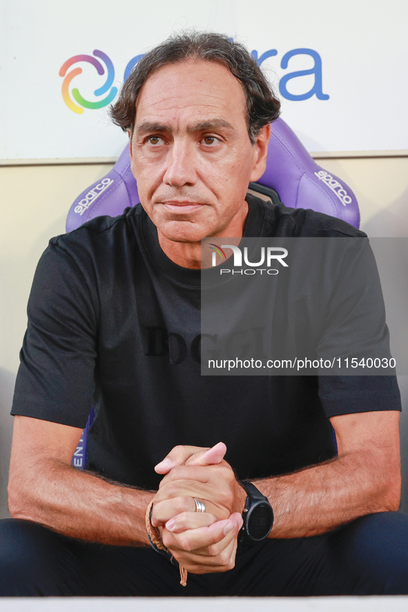 Head Coach Alessandro Nesta of AC Monza looks on during the Italian Serie A football match between ACF Fiorentina and AC Monza in Florence,...