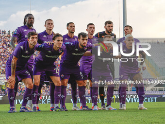 ACF Fiorentina players pose for a team photo prior to the Italian Serie A football match between ACF Fiorentina and A.C. Monza in Florence,...