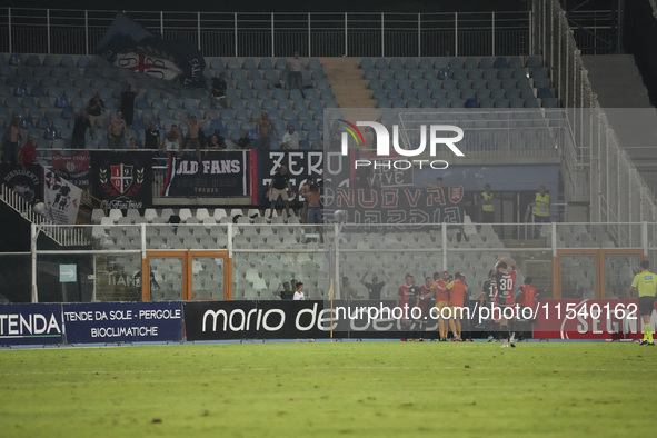 Torres celebrates the second goal with his fans during the Serie C NOW match between Delfino Pescara 1936 and Torres at Stadio Adriatico ''G...