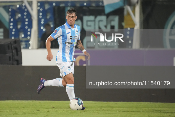 Gianmarco Cangiano of Delfino Pescara 1936 is in action during the Serie C NOW match between Delfino Pescara 1936 and Torres at Stadio Adria...